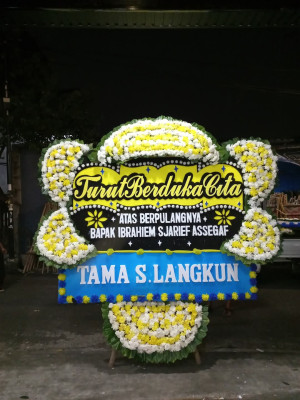 Papan Bunga Duka di Kateman